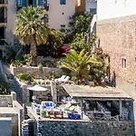 Seaside Neoclassical In Vaporia Appartamento Ermoupoli