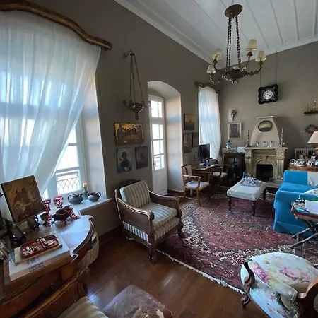 Seaside Neoclassical In Vaporia شقة إرموبولّي